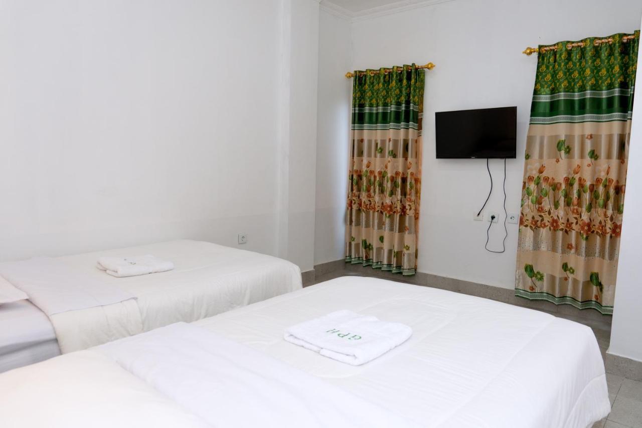 Monte Prundi Hotel Лабуан Баджо Екстериор снимка