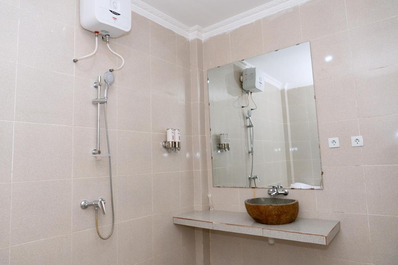 Monte Prundi Hotel Лабуан Баджо Екстериор снимка